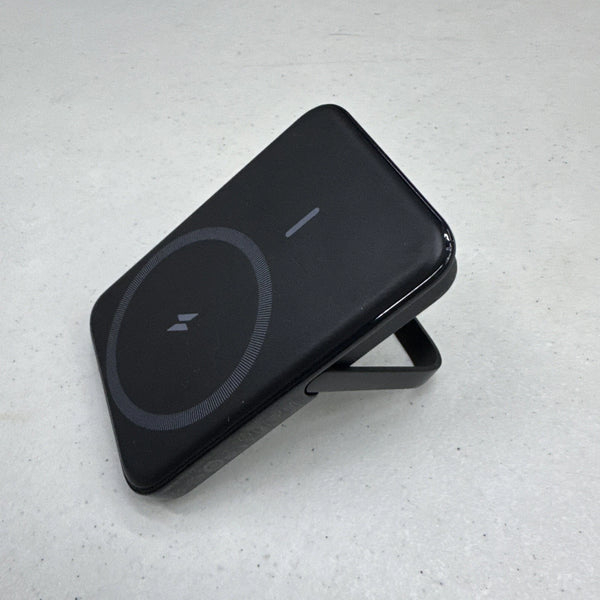 Anker MagGo Magnetic Power Bank 5000mAh Kickstand Wireless Charger